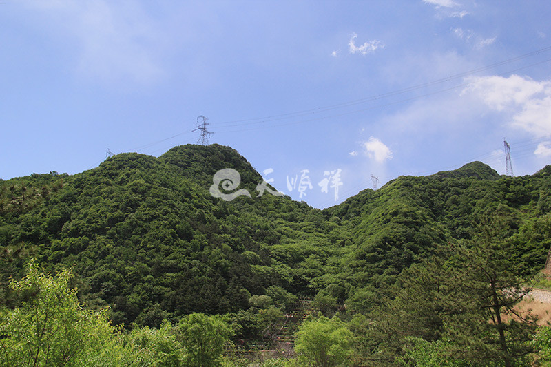 九公山陵园周边山势