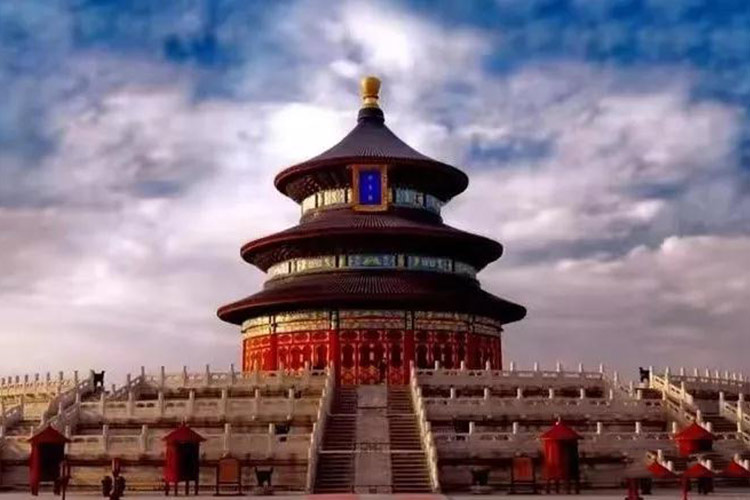 北京天坛是皇帝祭天的祭坛