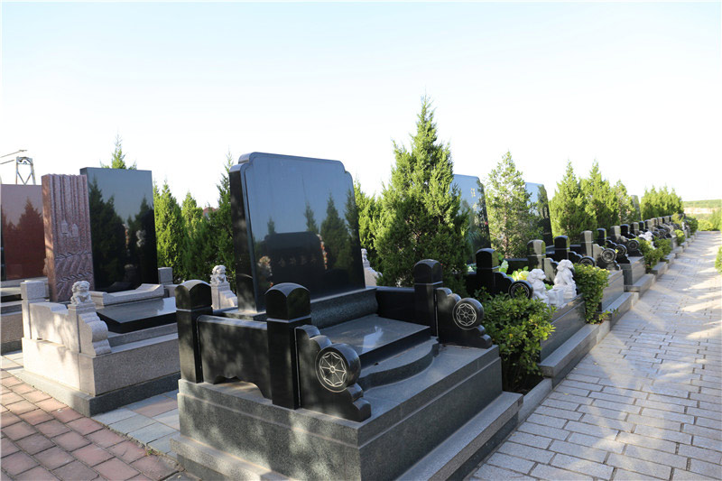 太子峪陵园墓碑展示