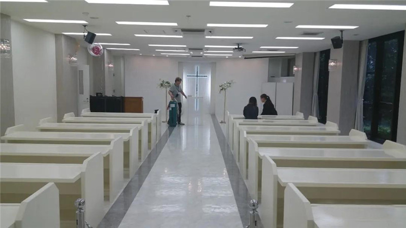 东京观光专门学校的模拟葬礼厅