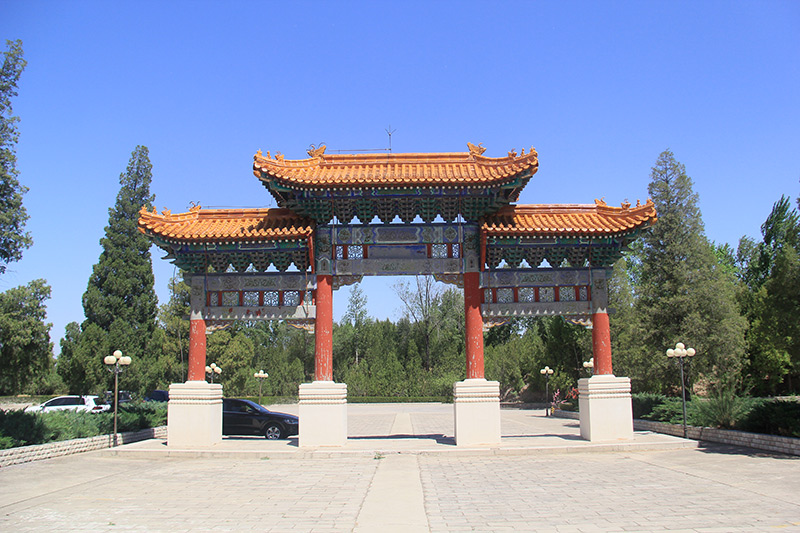北京周边墓地中华永久陵园牌楼