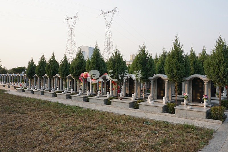 涿州卧龙公墓墓区实拍
