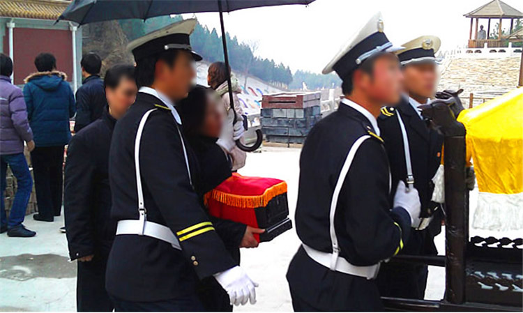 丧礼一条龙骨灰安葬