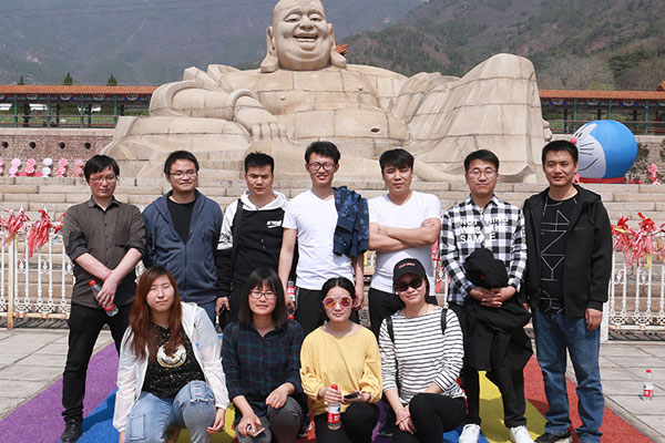 走进春天里，天顺祥员工踏青春游活动在蟒山国家森林公园举行