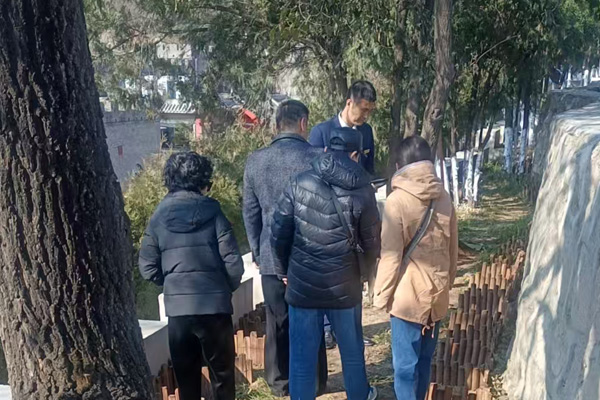 温暖守护，专业相伴——天顺祥选墓专员元旦假期的暖心服务纪实