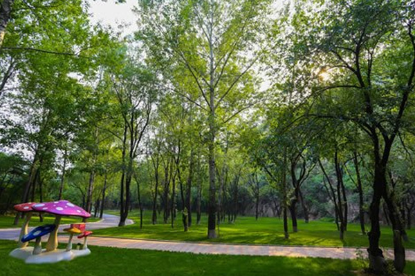 八达岭陵园电话是多少？八达岭陵园环境怎么样