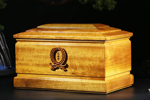 高档骨灰盒材质有哪些？什么材质的好
