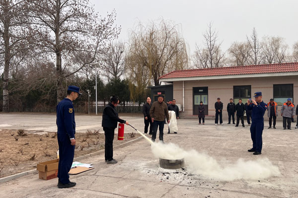 北京市潮白陵园组织开展 清明节前消防及应急疏散演练活动