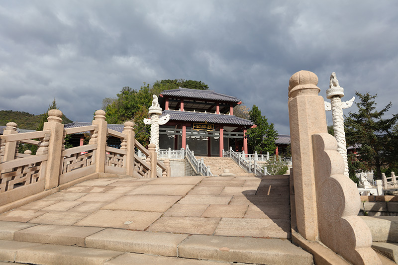 怀思堂随缘阁建筑景观