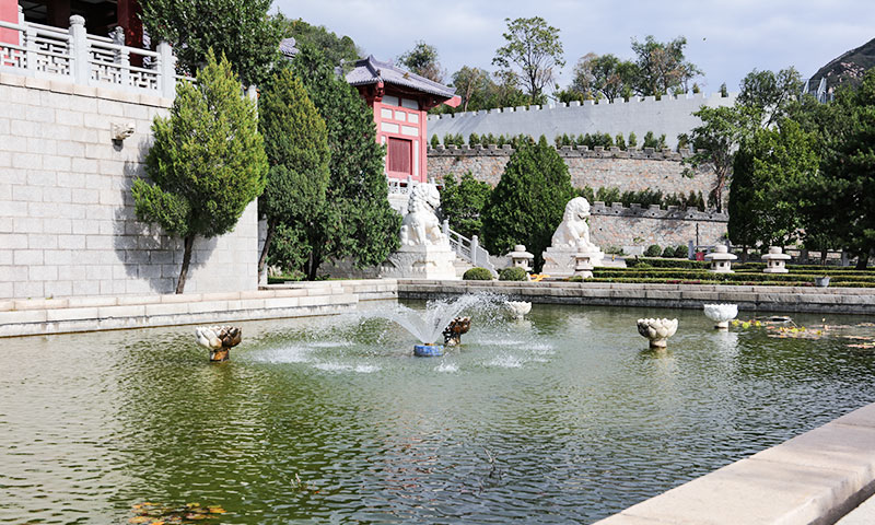 长城华人怀思堂陵园室外环境