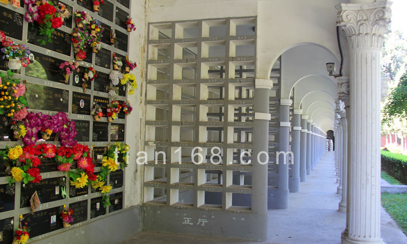 外侨公墓骨灰廊