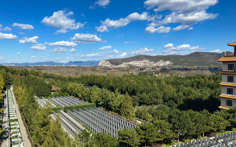 京东灵山宝塔陵园全景 京东灵山宝塔陵园全景