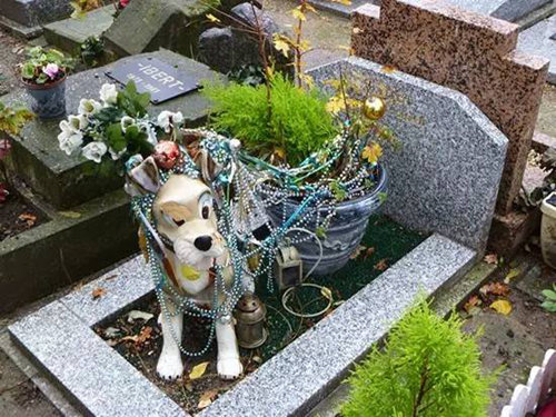 地下墓穴