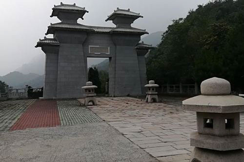 长城华人怀思堂