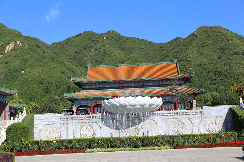天寿陵园汉白玉莲花雕塑