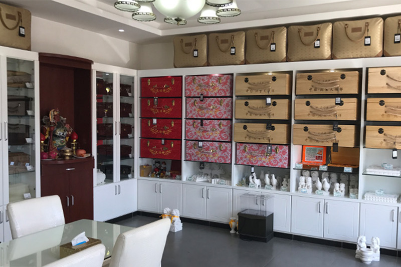天顺祥昌平店寿衣陈列