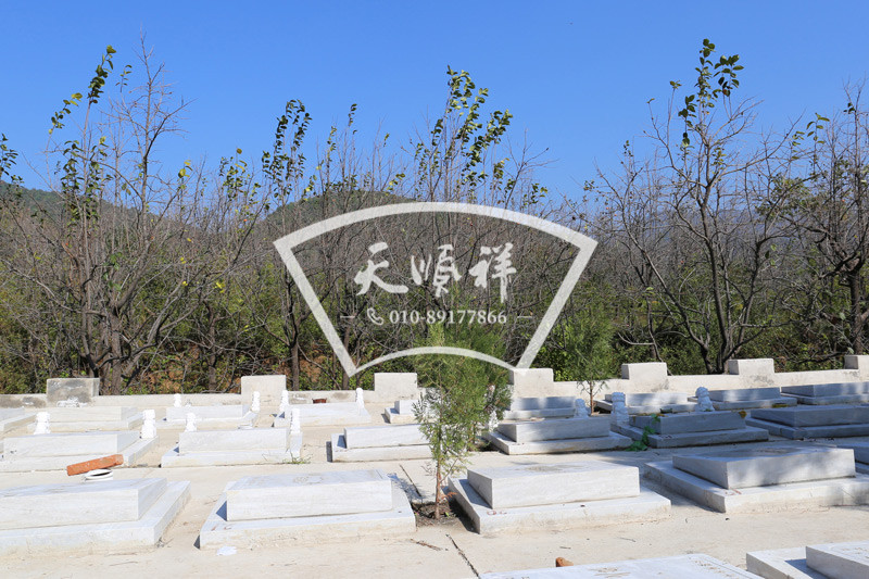 归山陵园新建墓区