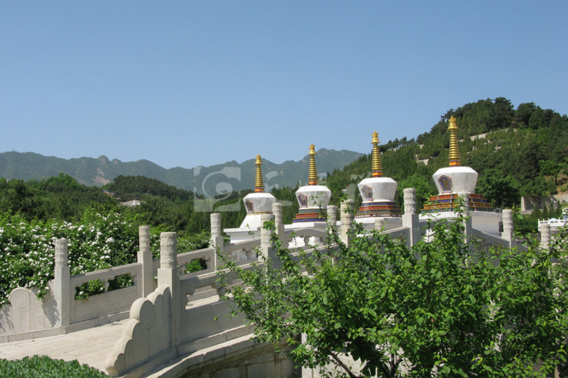 清东陵万佛园金水桥